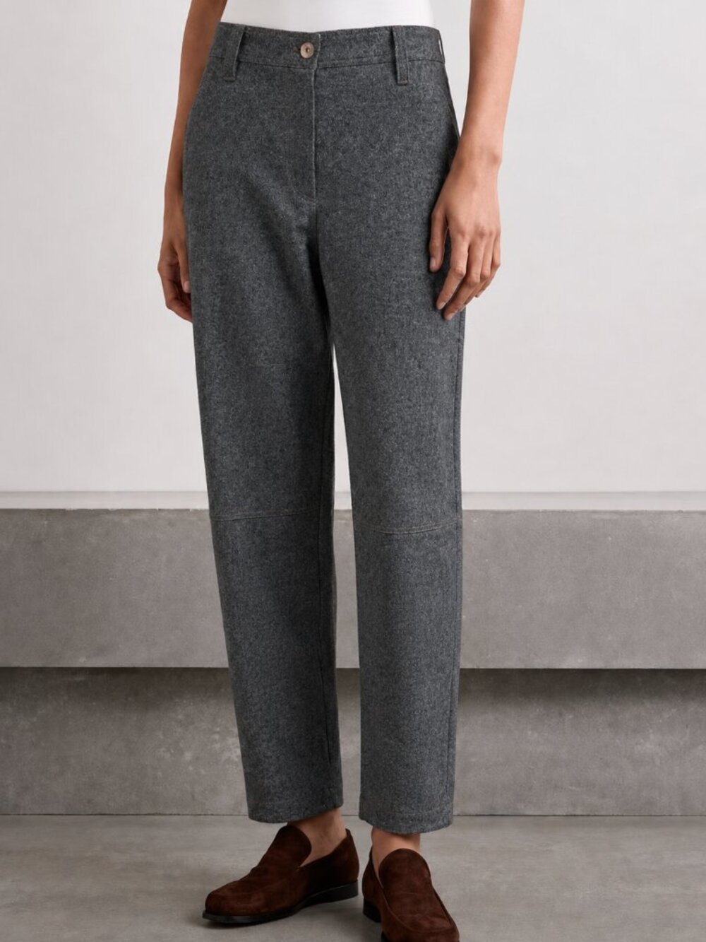 Brunello Cucinelli Charcoal Gray Pants Soft Virgin Wool Rear Cargo Pocket Size 6